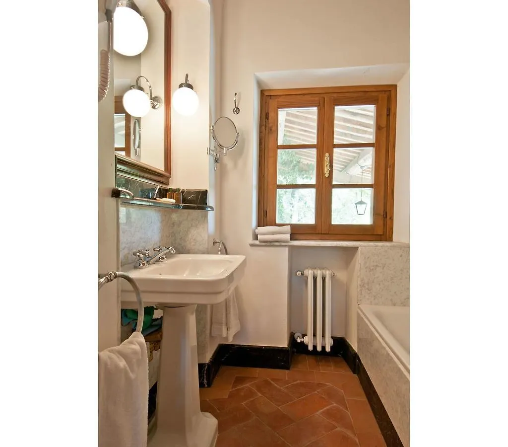 Casavecchia 12 By Salogi Villas Volpaia